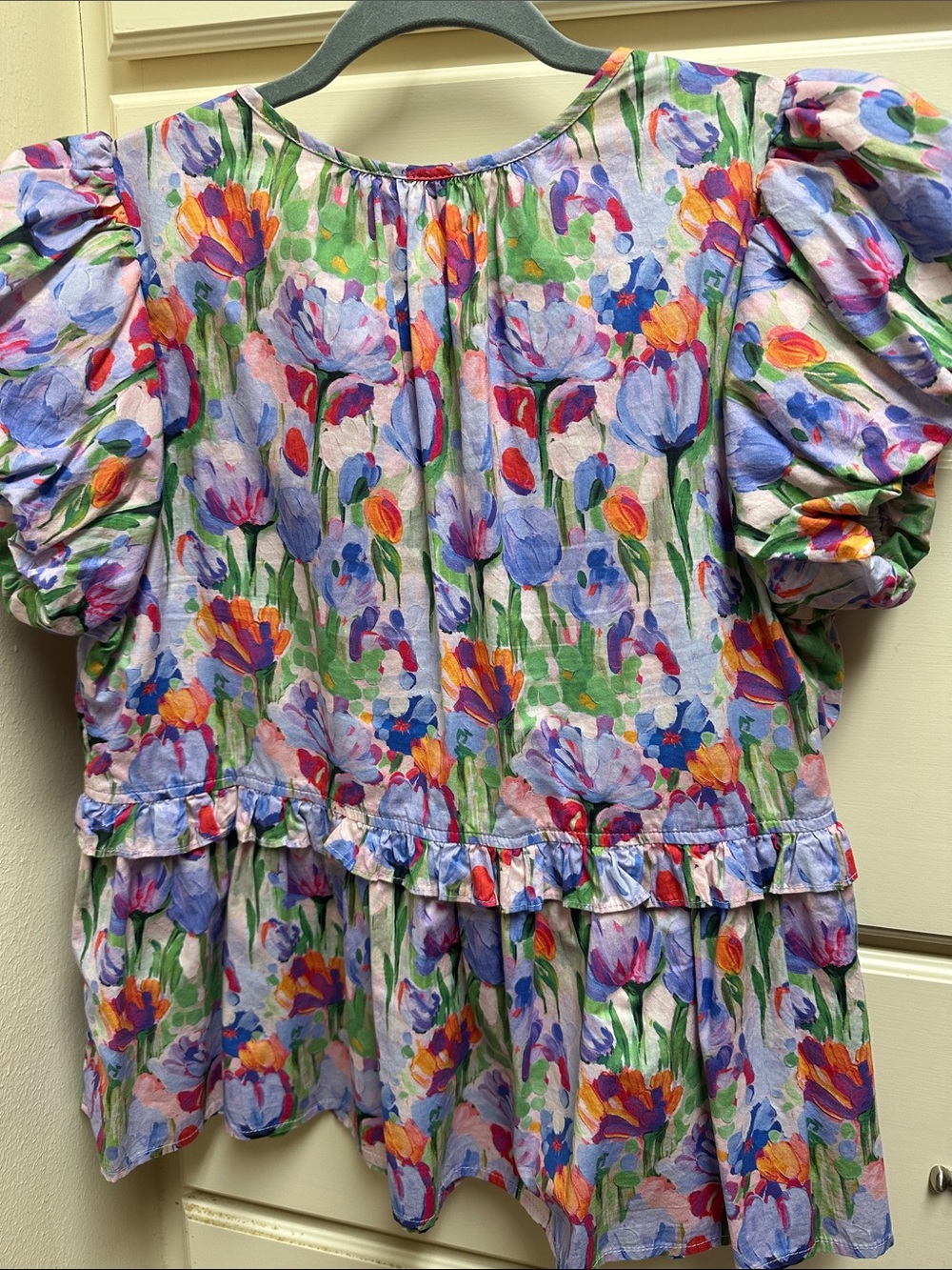 entro Lavender Floral Puff-Sleeve Top with Ruffle Details - Picture 6 of 8